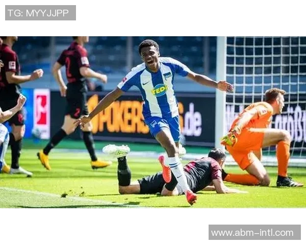 柏林赫塔客场惨败，门兴妥妥三球击溃对手